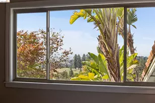 77 Ironwood, Oakland, CA 94605 - Photo 23