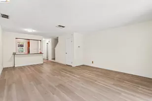 1501 Parkwood Pl, Concord, CA 94521 - Photo 9