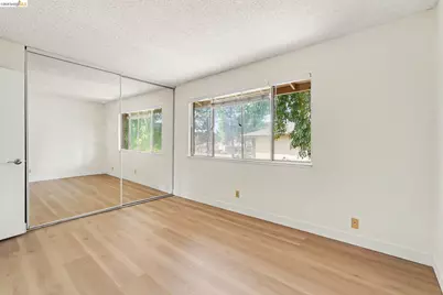 1501 Parkwood Pl, Concord, CA 94521 - Photo 17