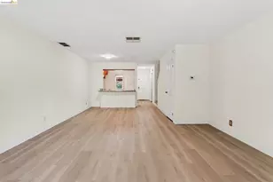 1501 Parkwood Pl, Concord, CA 94521 - Photo 7