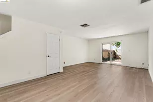 1501 Parkwood Pl, Concord, CA 94521 - Photo 5