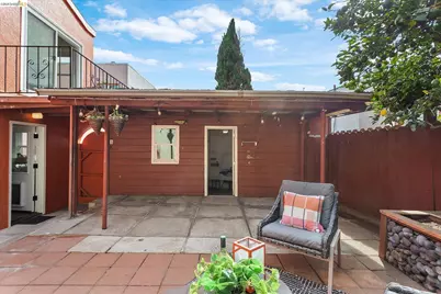 2739 Grande Vista Ave, Oakland, CA 94601 - Photo 39