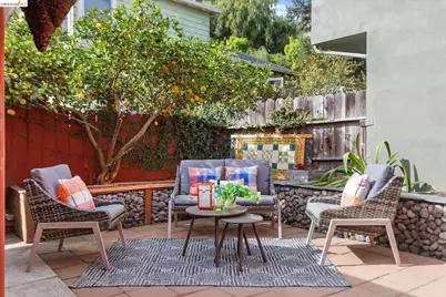 2739 Grande Vista Ave, Oakland, CA 94601 - Photo 37