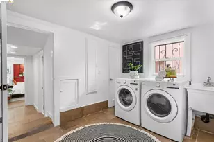 2739 Grande Vista Ave, Oakland, CA 94601 - Photo 29
