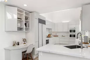 8 Clipper Hill, Oakland, CA 94618 - Photo 19