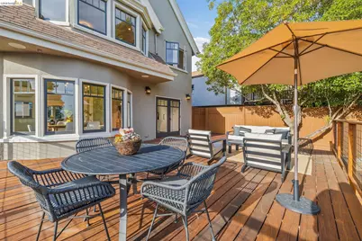 1089 Clarendon Cres, Oakland, CA 94610 - Photo 49