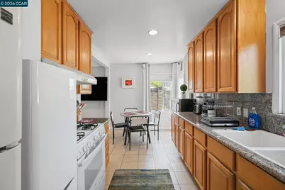 3231 35th Ave, Oakland, CA 94619 - Photo 15