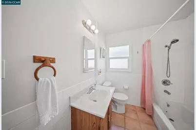 3231 35th Ave, Oakland, CA 94619 - Photo 37
