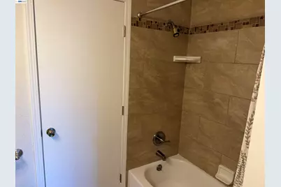1004 Stonum Rd, Modesto, CA 95351 - Photo 23