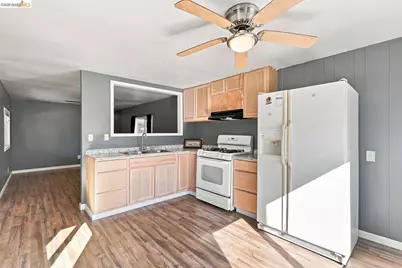 3100 Federalist Ln #60, Sacramento, CA 95827 - Photo 7