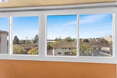 2137 Otis Dr #305, Alameda, CA 94501 - Photo 11