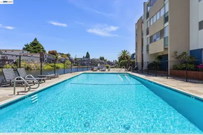 2137 Otis Dr #305, Alameda, CA 94501 - Photo 23