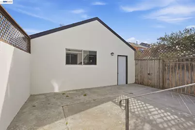 890 Bissell Ct, Richmond, CA 94801 - Photo 21