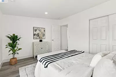 890 Bissell Ct, Richmond, CA 94801 - Photo 17