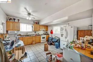 249 Valle Vista Ave, Hayward, CA 94544 - Photo 5