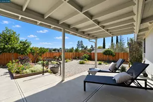 71 Gilrix Dr, Martinez, CA 94553 - Photo 31