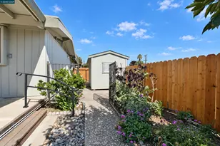 71 Gilrix Dr, Martinez, CA 94553 - Photo 37