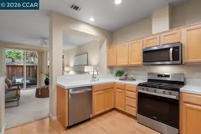10780 Ruthven Ln, Dublin, CA 94568 - Photo 13