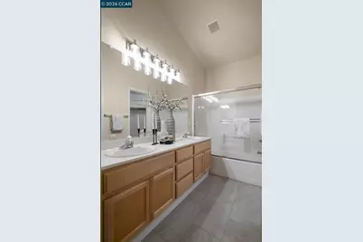 10780 Ruthven Ln, Dublin, CA 94568 - Photo 23