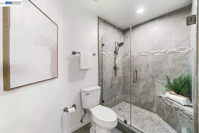 7335 Stonedale Dr, Pleasanton, CA 94588 - Photo 5