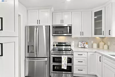 3253 Santa Isabella Ct, Union City, CA 94587 - Photo 11
