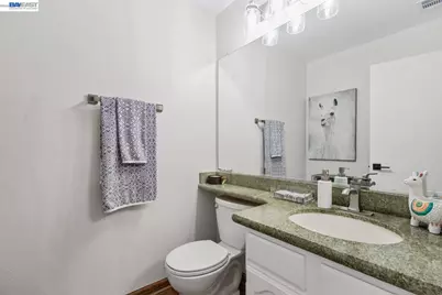 28089 Thorup Ln, Hayward, CA 94542 - Photo 21