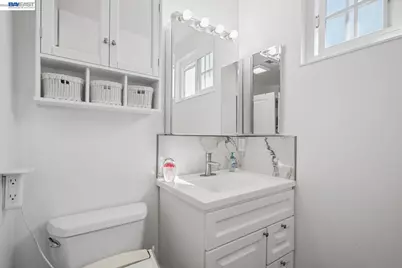 2454 Medallion Dr, Union City, CA 94587 - Photo 35