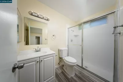 7661 Telfer Way, Sacramento, CA 95823 - Photo 5
