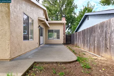 7661 Telfer Way, Sacramento, CA 95823 - Photo 25