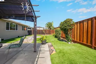 31364 Meadowbrook Ave, Hayward, CA 94544 - Photo 57