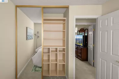 225 Preston Ct, Fremont, CA 94536 - Photo 17