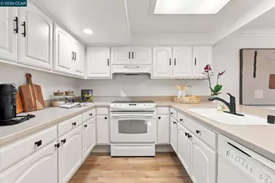 2232 Tice Creek Dr #3, Walnut Creek, CA 94595 - Photo 13