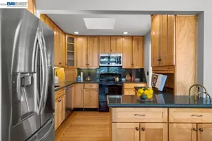 84 Grandview Pl, Walnut Creek, CA 94595 - Photo 19