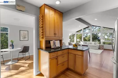 84 Grandview Pl, Walnut Creek, CA 94595 - Photo 21