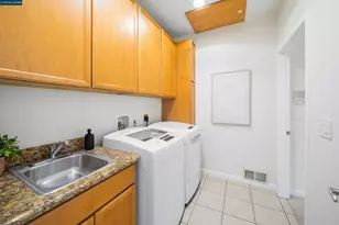 3050 Bowling Green Dr, Walnut Creek, CA 94598 - Photo 11