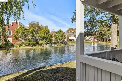 11 Bayside Ct, Richmond, CA 94804 - Photo 31