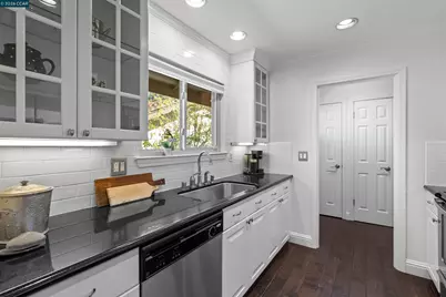 2001 Countrywood Ct, Walnut Creek, CA 94598 - Photo 11