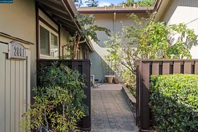 2001 Countrywood Ct, Walnut Creek, CA 94598 - Photo 3