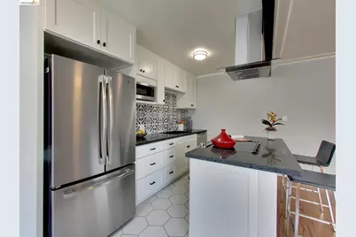 3128 Fruitvale Ave, Oakland, CA 94602 - Photo 11