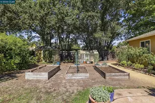 3043 Vessing Rd, Pleasant Hill, CA 94523 - Photo 23