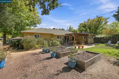 3043 Vessing Rd, Pleasant Hill, CA 94523 - Photo 27
