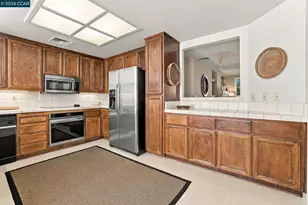 5951 Autumnwood Dr, Walnut Creek, CA 94595 - Photo 11