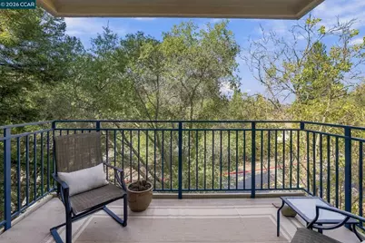 5951 Autumnwood Dr #3B, Walnut Creek, CA 94595 - Photo 13