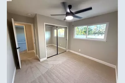 1249 Metten Ave, Pittsburg, CA 94565 - Photo 17