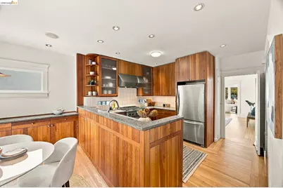 293 Santa Clara Ave., Oakland, CA 94610 - Photo 11