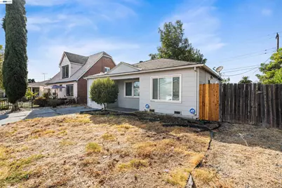 2623 Ensenada Way, Sacramento, CA 95815 - Photo 43