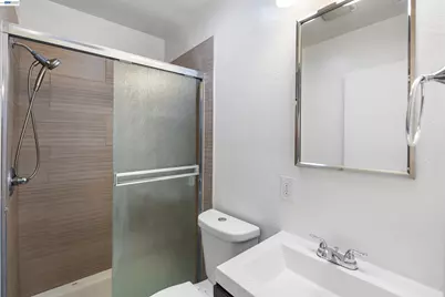 2623 Ensenada Way, Sacramento, CA 95815 - Photo 23
