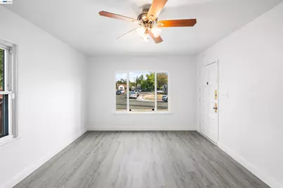2623 Ensenada Way, Sacramento, CA 95815 - Photo 3