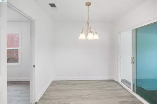 2623 Ensenada Way, Sacramento, CA 95815 - Photo 21