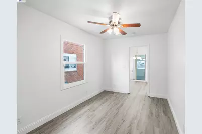 2623 Ensenada Way, Sacramento, CA 95815 - Photo 27